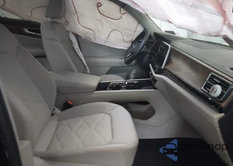 2025 Volkswagen Atlas 2.0T Se W/Technology from USA, damaged, VIN 1V2KR2CA8SC517416